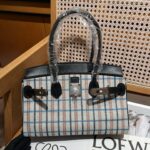 0e7e407d e08a 49c0 9c04 2d1571b56235