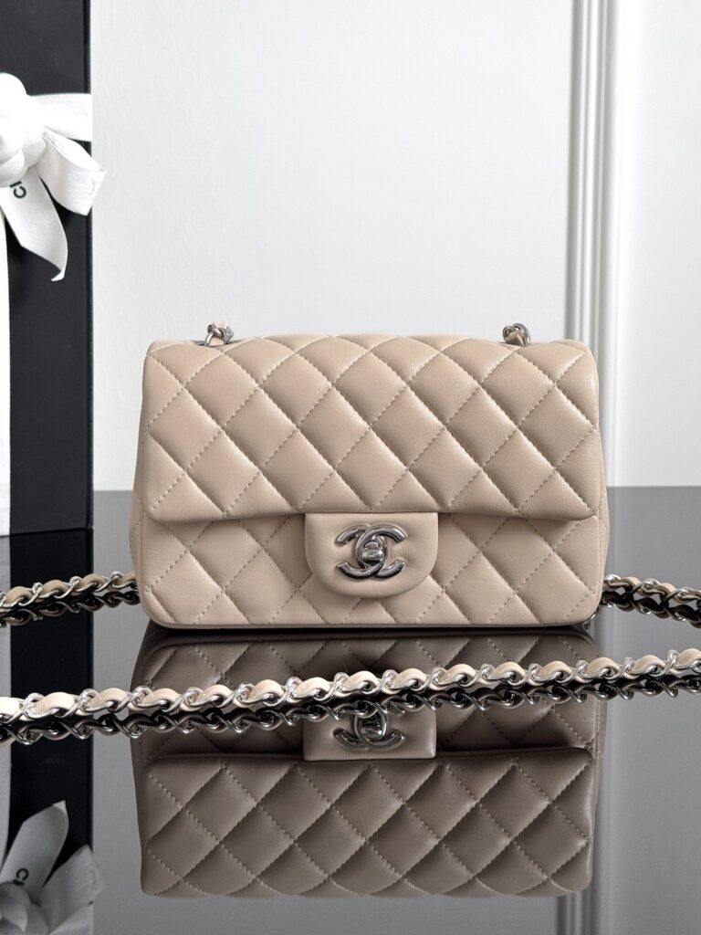 77406ff9 28eb 4e4d b58d 8ce9f2a301ec