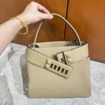 78bd2bd5 2518 4398 8d72 58f7e3c819c1