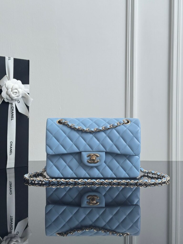 7afbc69f 402f 404e b9c4 b7eb057499e5