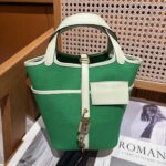 989ca90b b7a3 4f17 bc39 635d214ab0c8