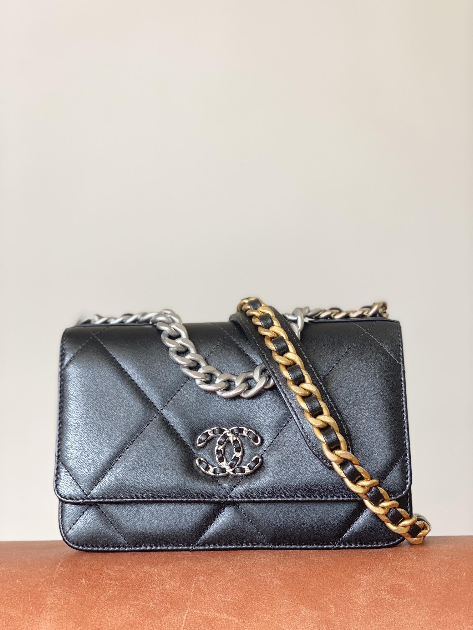 99019afc aef8 4fbf b6d8 966ac513c0ea